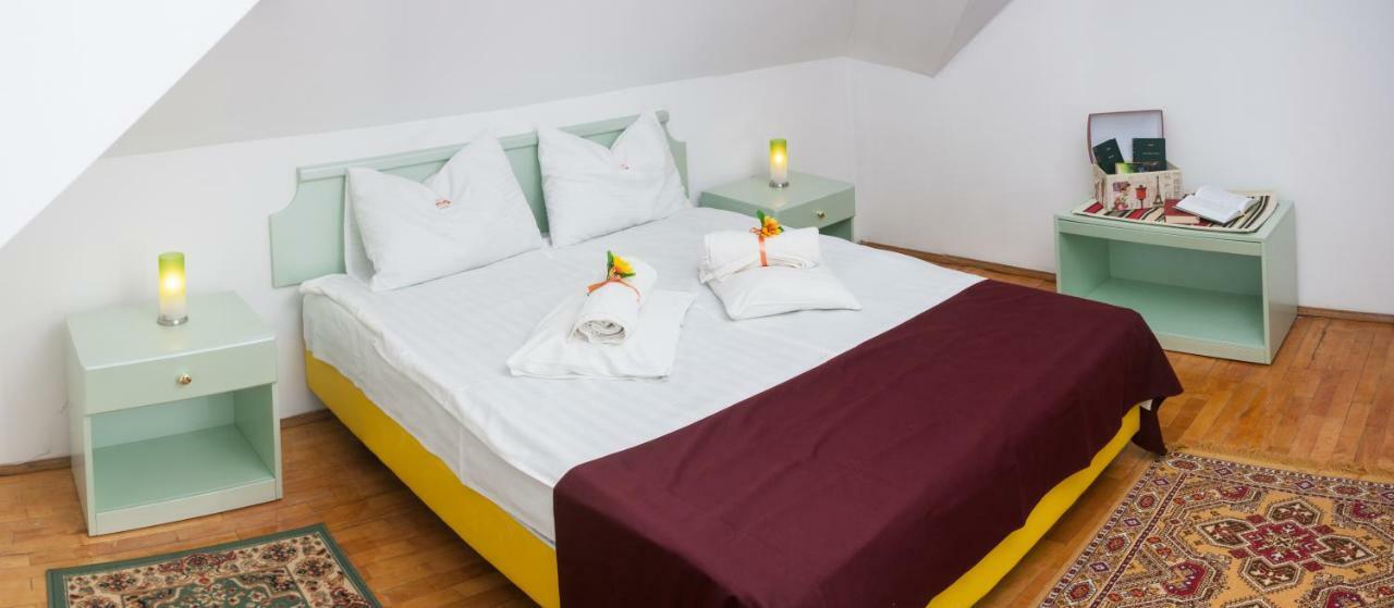 Clermont Guest house *